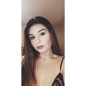 Meet your Posher, Mariaelisa